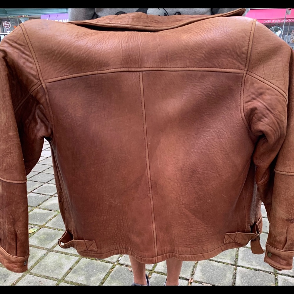 Mans leather jacket brown. Exchange only.